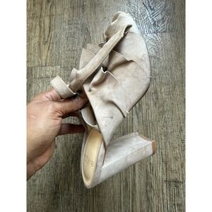 Alexandre Birman Beige Suede Ruffle Ankle Tie Block Heel Sandals Size 38.5US 8.5